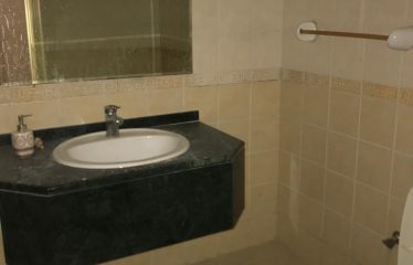 3 Bedroom, Hall and Kitchen